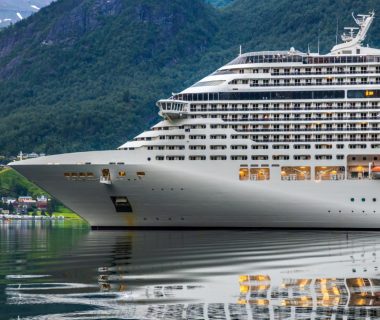 Découvrez les merveilles du globe : réservez une croisière exceptionnelle tour du monde