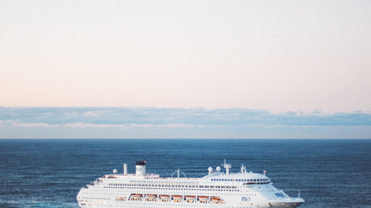 Croisières en groupe : pourquoi privilégier un voyage entre amis ou en famille à bord d’un paquebot ?